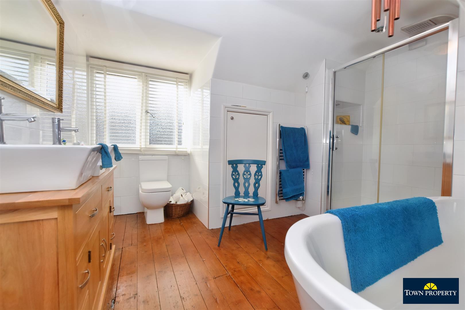 Property Details for The Goffs Eastbourne East Sussex BN21 1HF Town